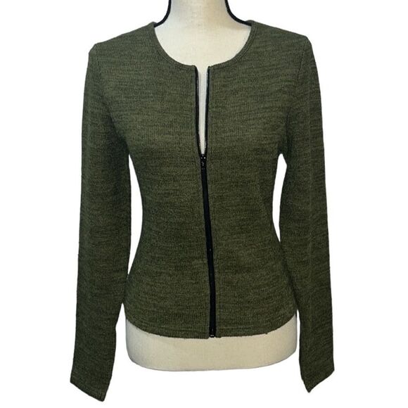 SHEIN Slayr Plus Zip Up Split Cuff Tee - Picture 5 of 12